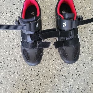 Peloton spin shoes